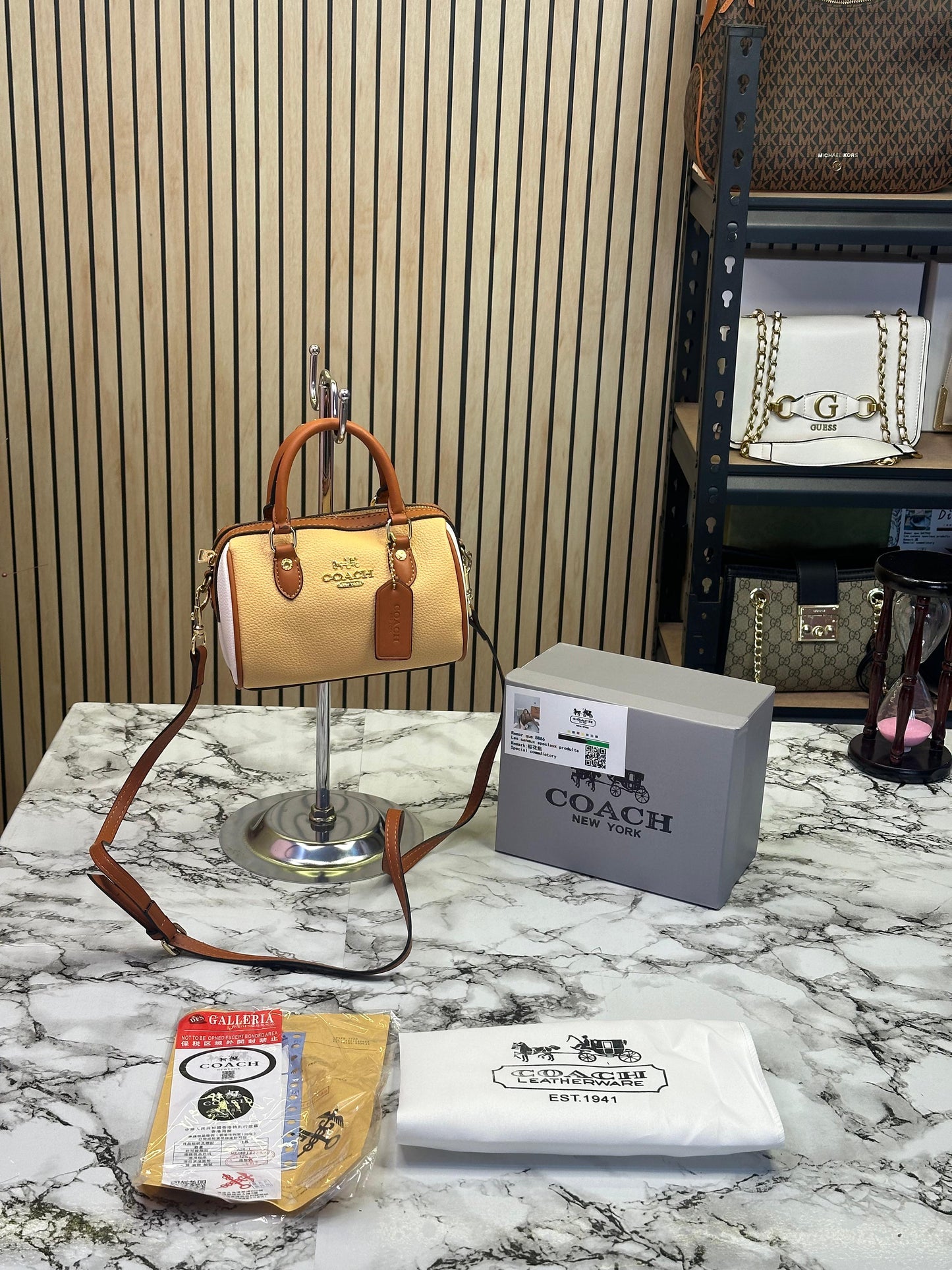 CCH MIN PILOW Women Handbag WITH BOX