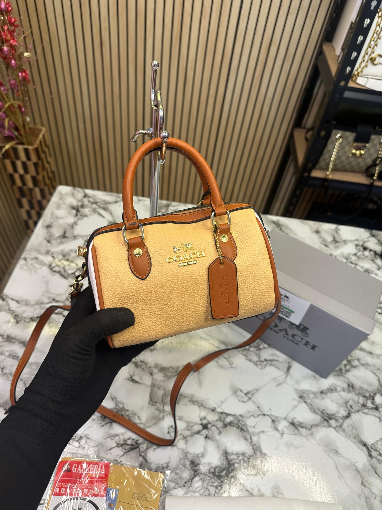CCH MIN PILOW Women Handbag WITH BOX