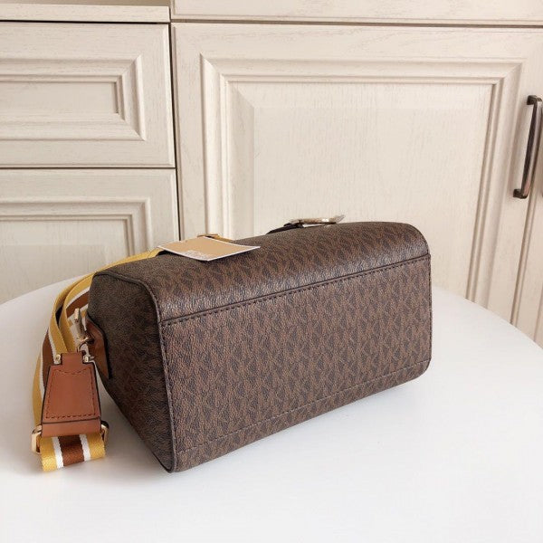 Micel Kors MK Boson Sling Hand Bag With Dust Bag & Shoulder Strap (Brown - 319)