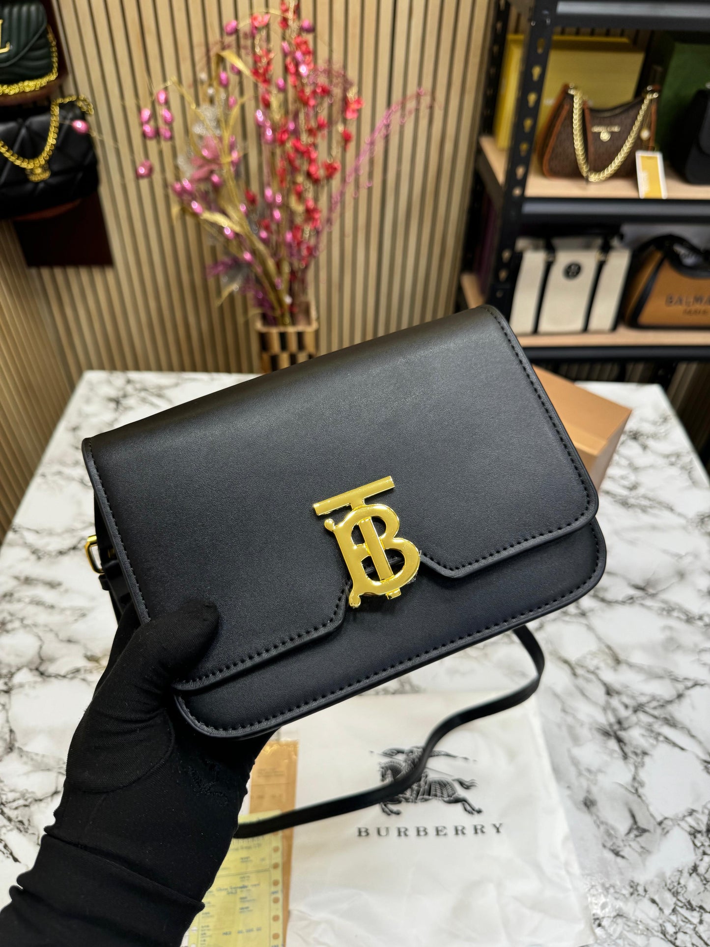BURBRY TB MNOGAM SLING BAG😍🔥