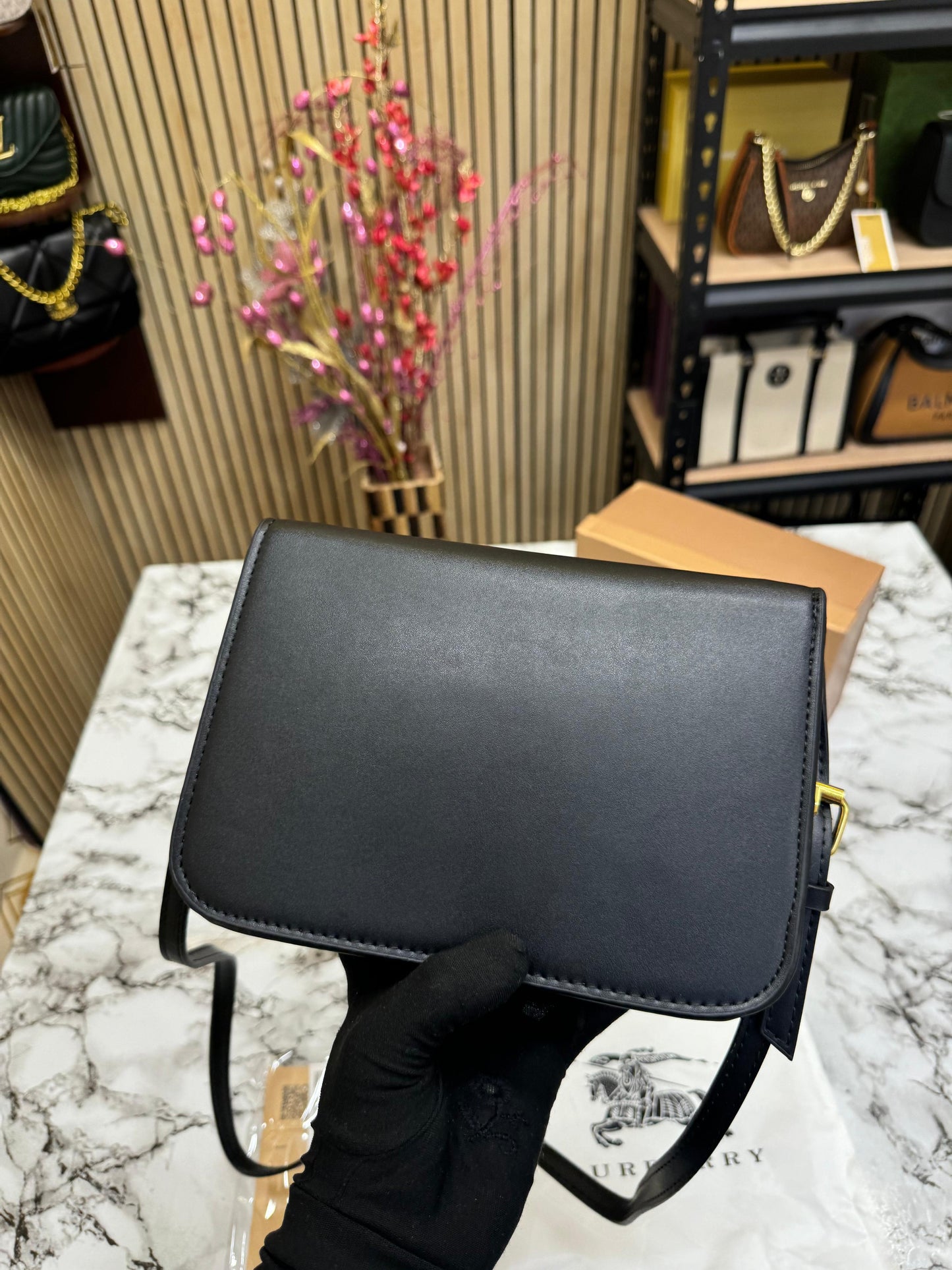 BURBRY TB MNOGAM SLING BAG😍🔥