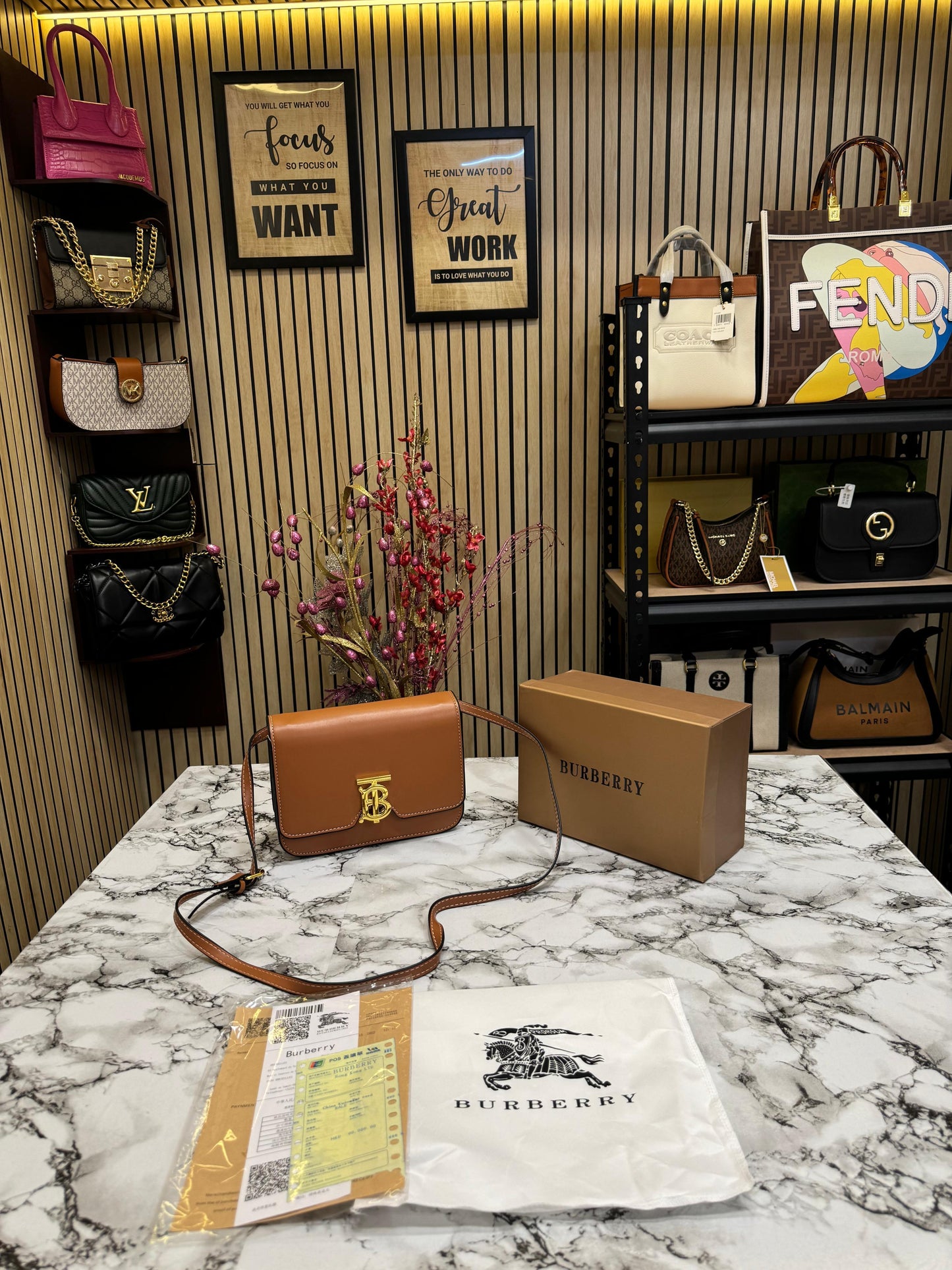 BURBRY TB MNOGAM SLING BAG😍🔥