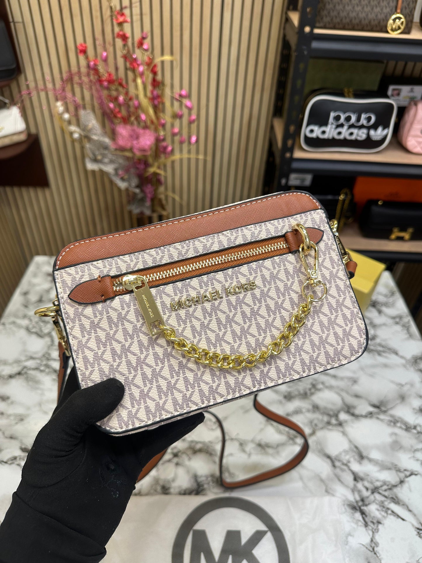 MICHL KRS JET SET CAMERA CROSSBODY BAG