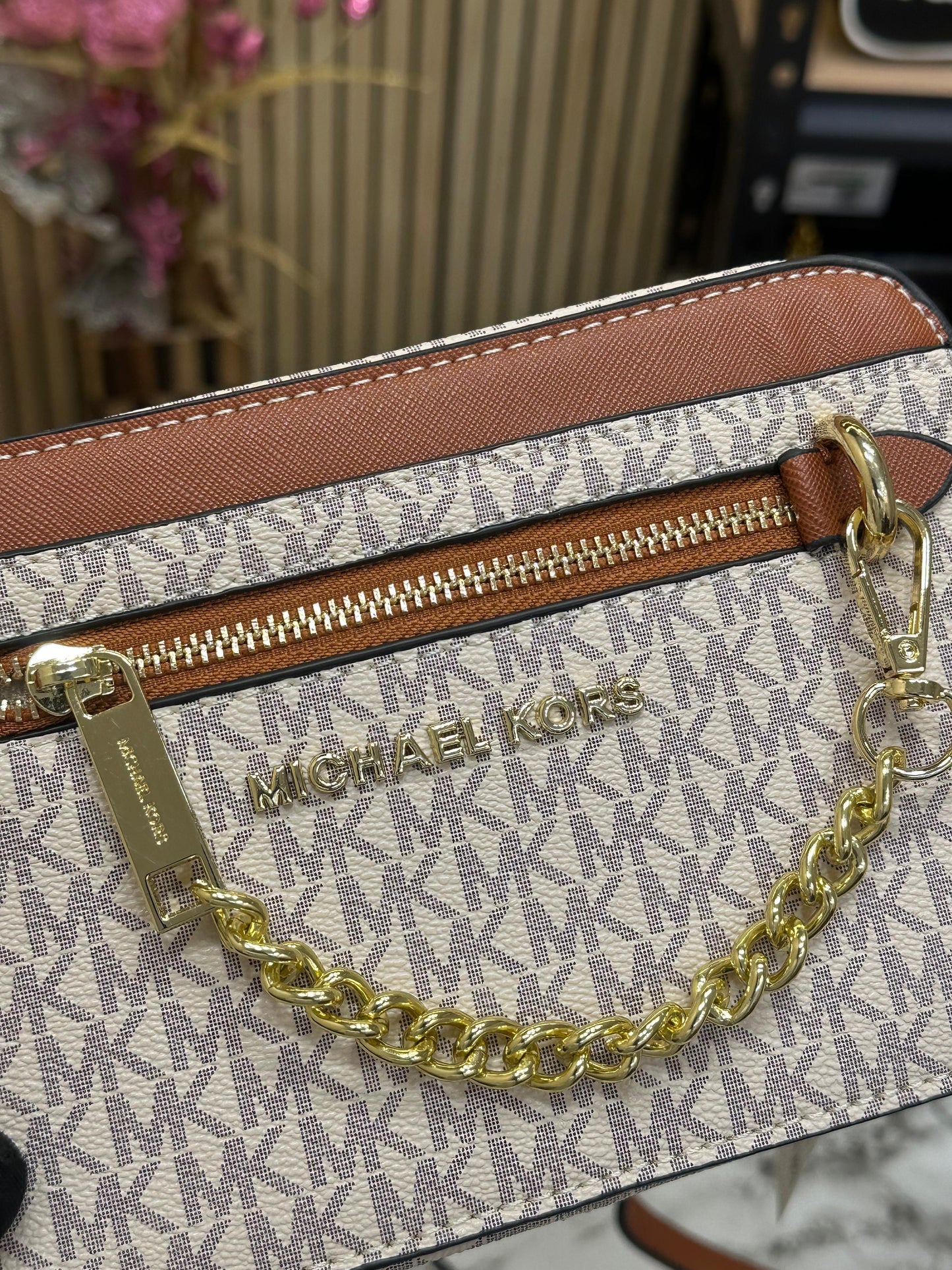 MICHL KRS JET SET CAMERA CROSSBODY BAG