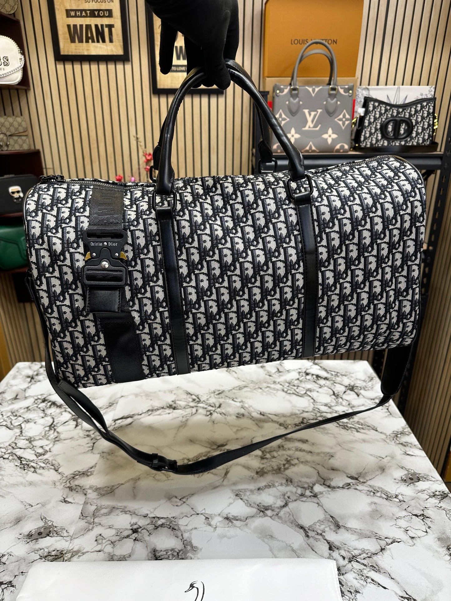 CHRISTN DIR PREMIUN DUFFLE WOMEN HAND BAG