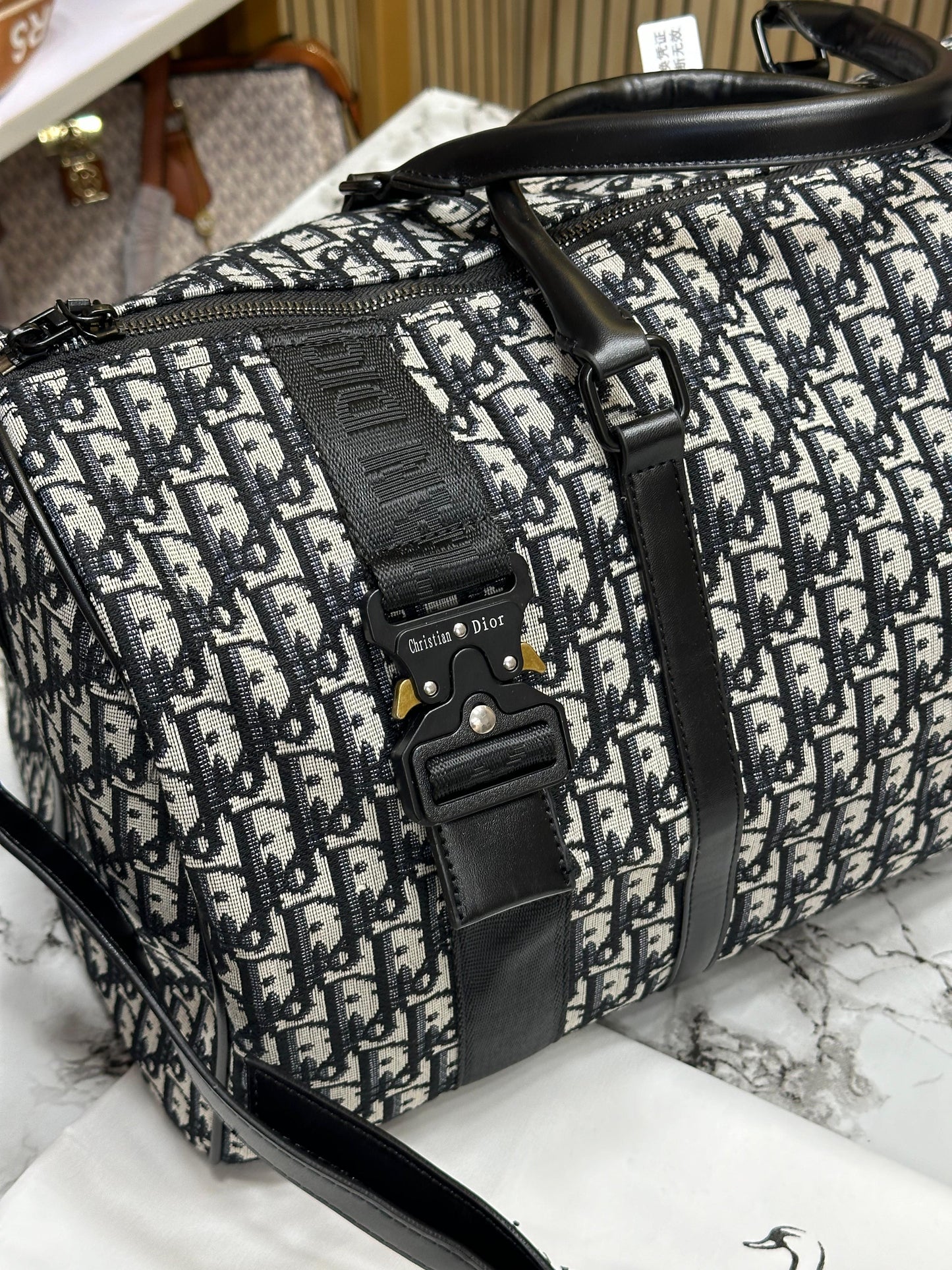 CHRISTN DIR PREMIUN DUFFLE WOMEN HAND BAG