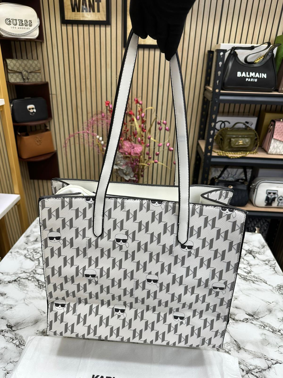 KAL LARFELD PREMIUM SIGNATURE TOTE Women BAG