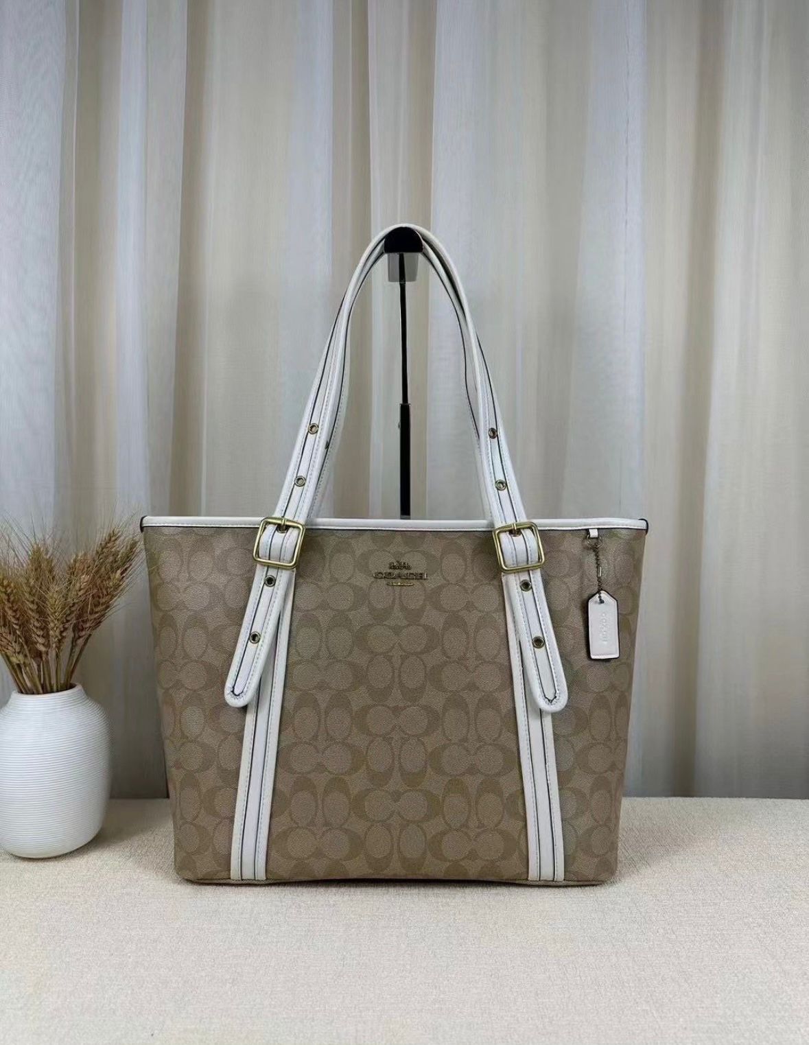 Coch Ahton Tote Women Bag