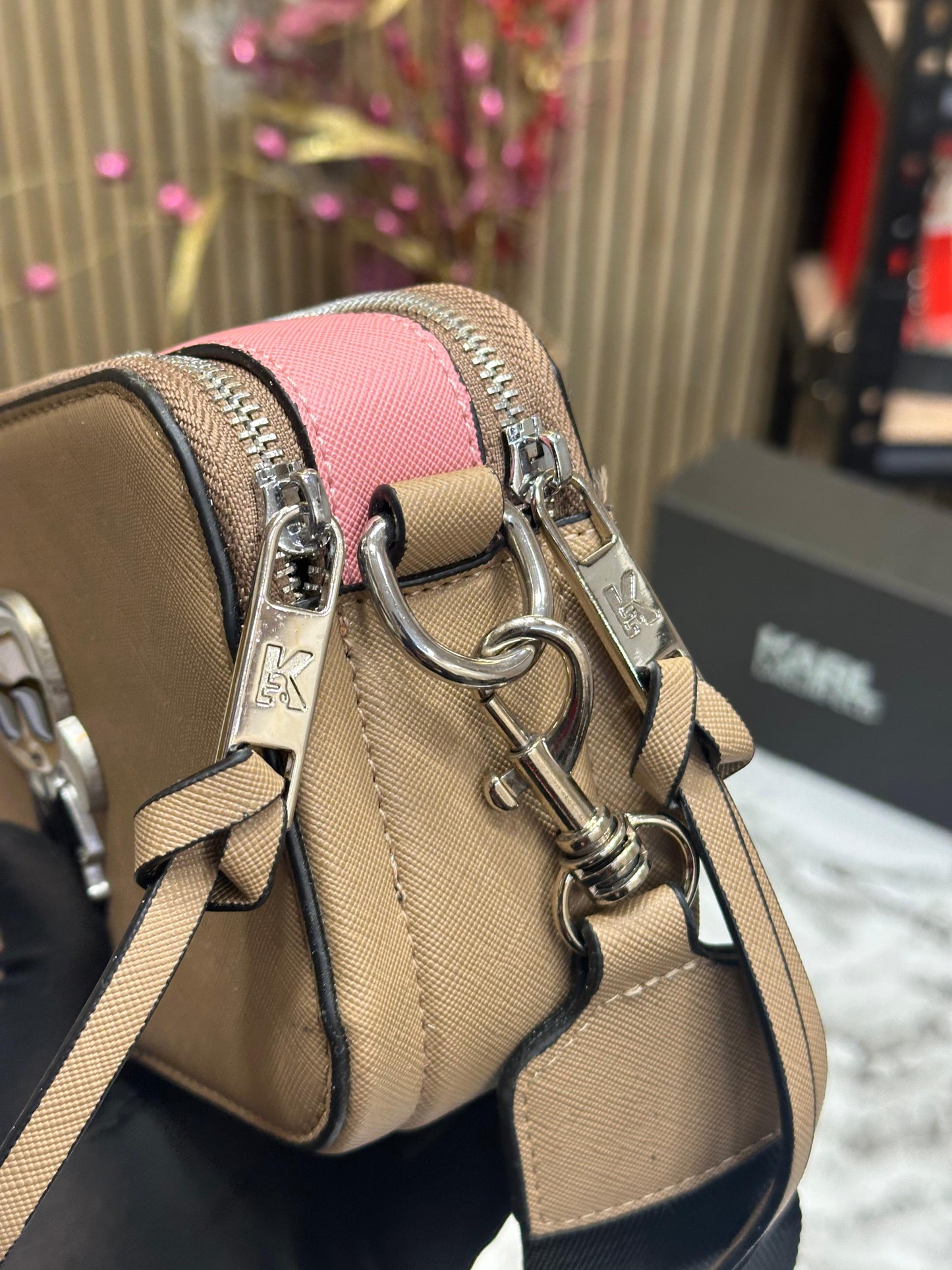 KAL LAGRFELD CAMERA SLING Women Bag