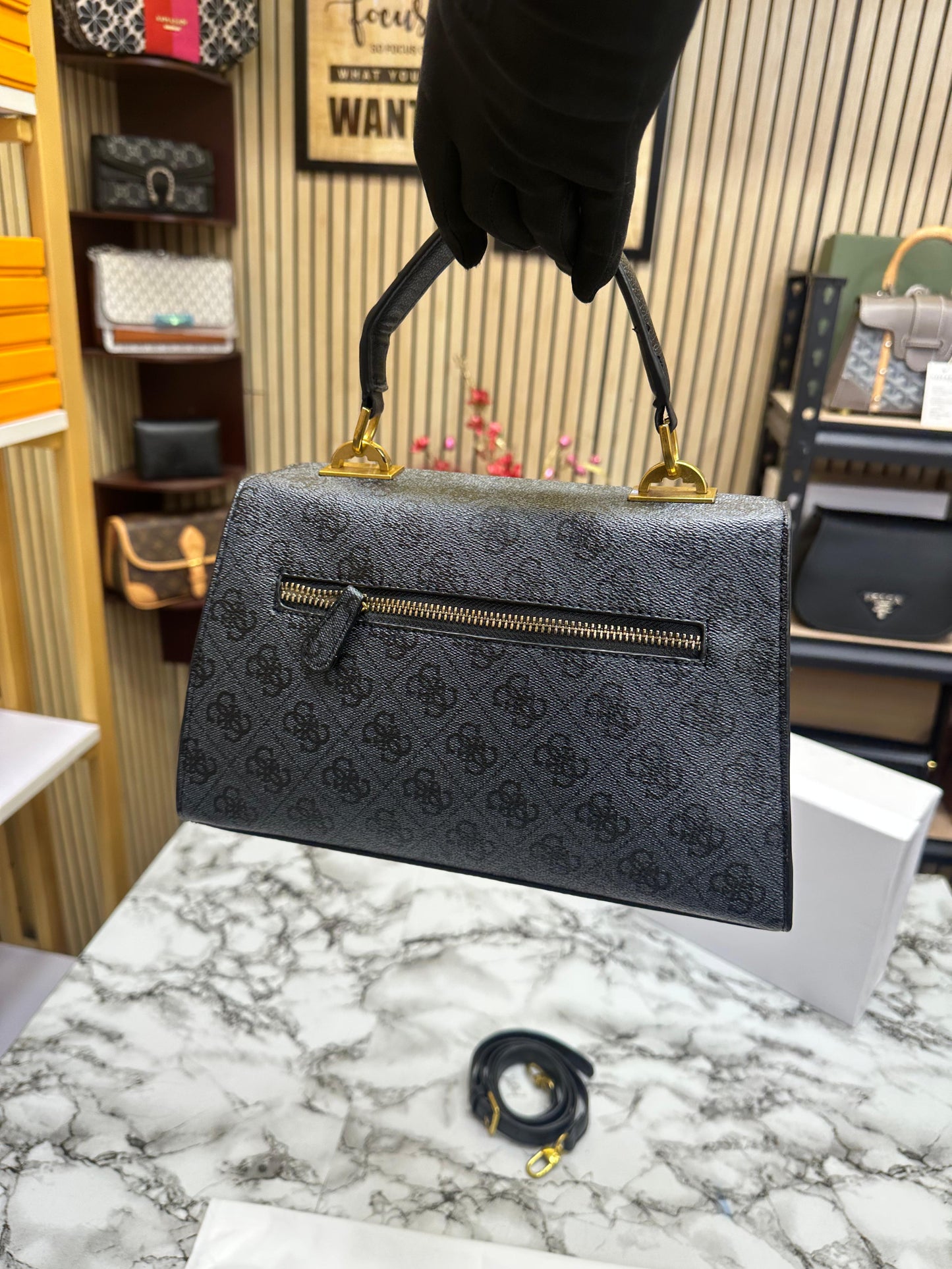 GUES SESTRI LOGO TOP HANDLE PU WITH OG BOX AND DUST BAG PREMIUM QUALITY Women BAG
