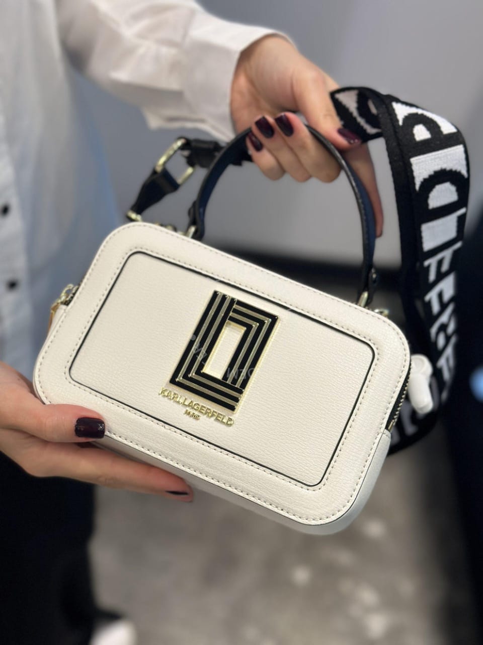 Kal Lagerfld Paris Simone Camera Sling Women BAG