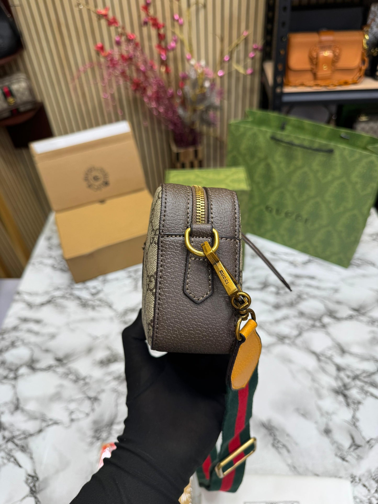 GUCI NEO TIGER PREMIUM SLING WITH OG DOUBLE BOX AND CARRY Women BAG