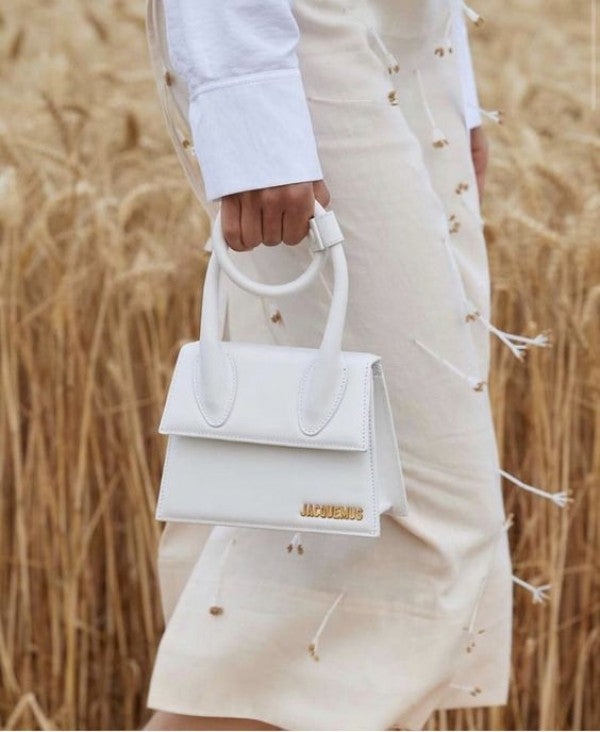 Jacqmus Le Chiqito Noeud Bag With OG Box Dust Bag & Extra Sling Belt (White - 138) Women BAG