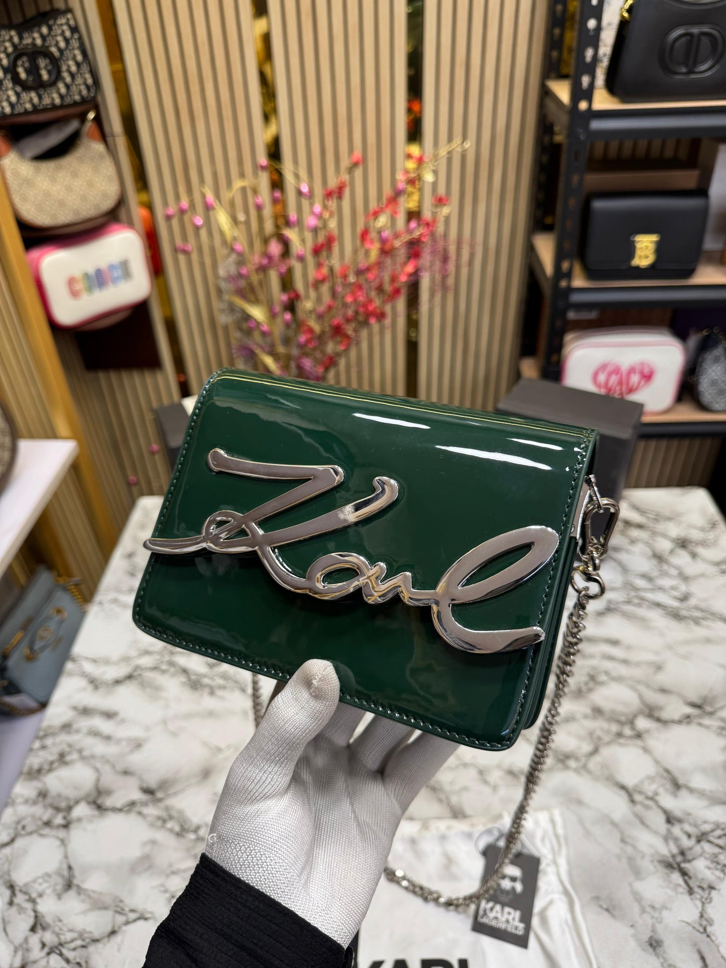 KAL LAGERFLD WOMENS K SIGNATURE GLOSSY SHOULDER WOMEN BAG