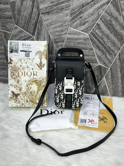 Dir Sdle Vertical Phone Bag For Man & Woman BLACK SILVER