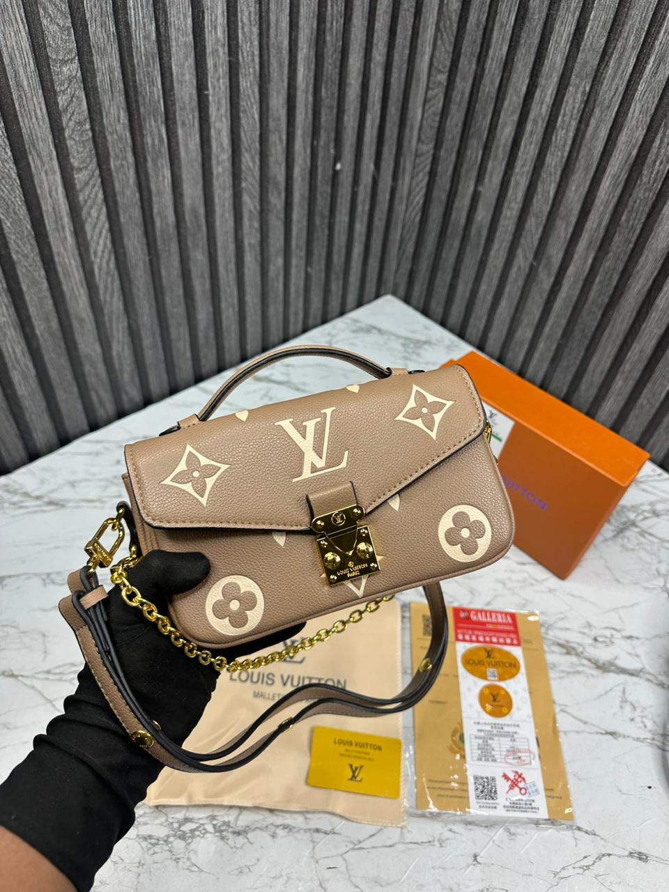 LOUS VUTON METIS HOBO HANDBAG Women Handbag WITH OG BOX