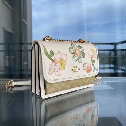 Cch Kre Floral Crossbody In Signature Canvas Bag With OG Box & Dust Bag (Floral White - 381) Women Handbag