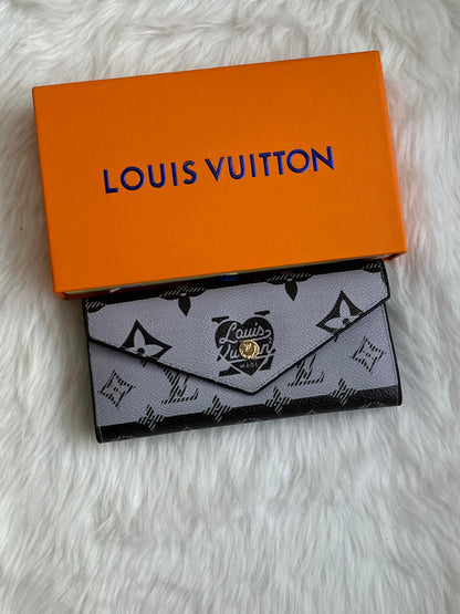 Lous Vuion Long 3 Fold Wallet