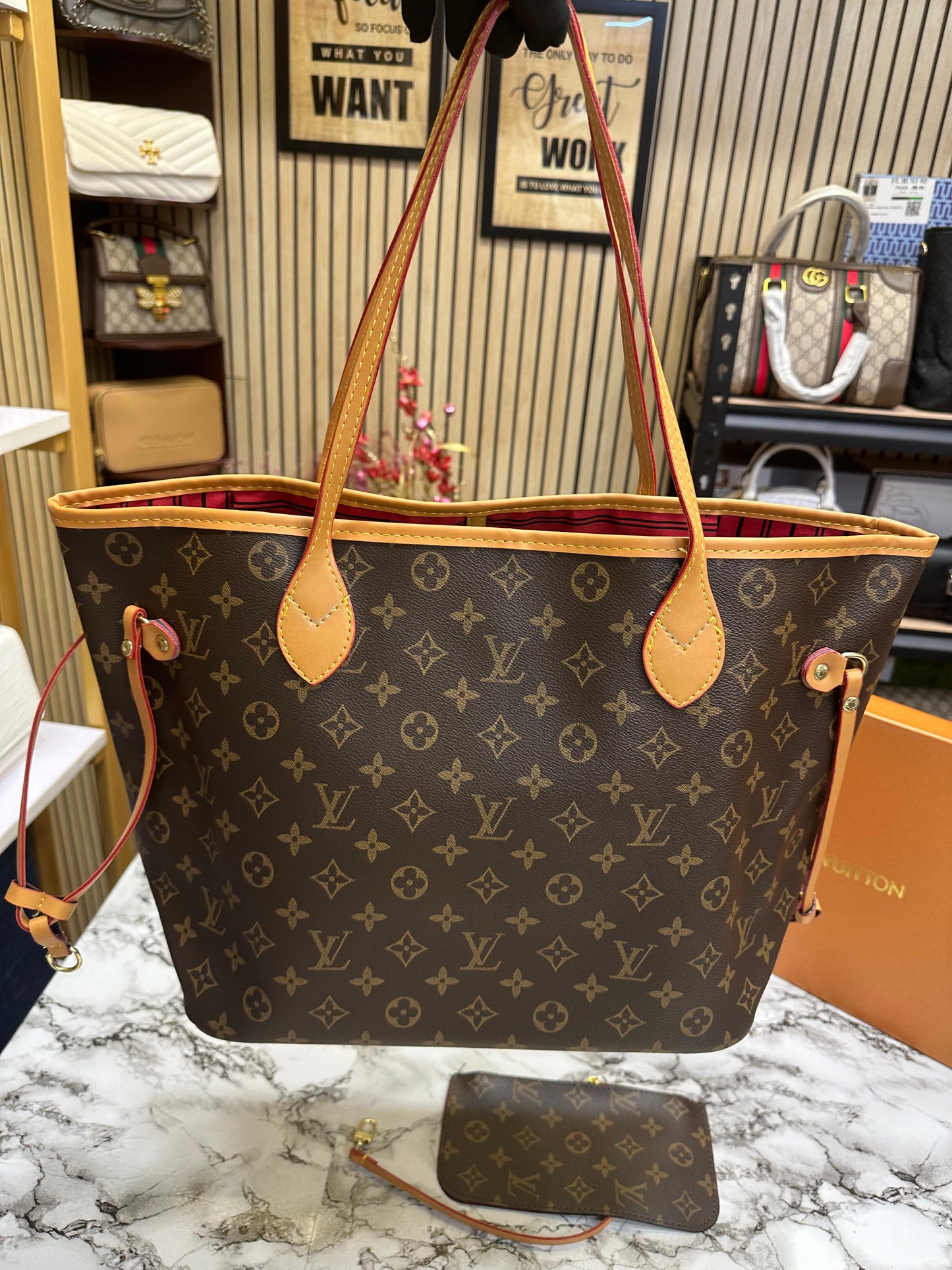 LOUS VUION PREIUM NEVERFULL  WOMAN HAND BAG