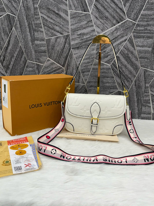 LOUS VUION DIANE SKING WOMAN BAG