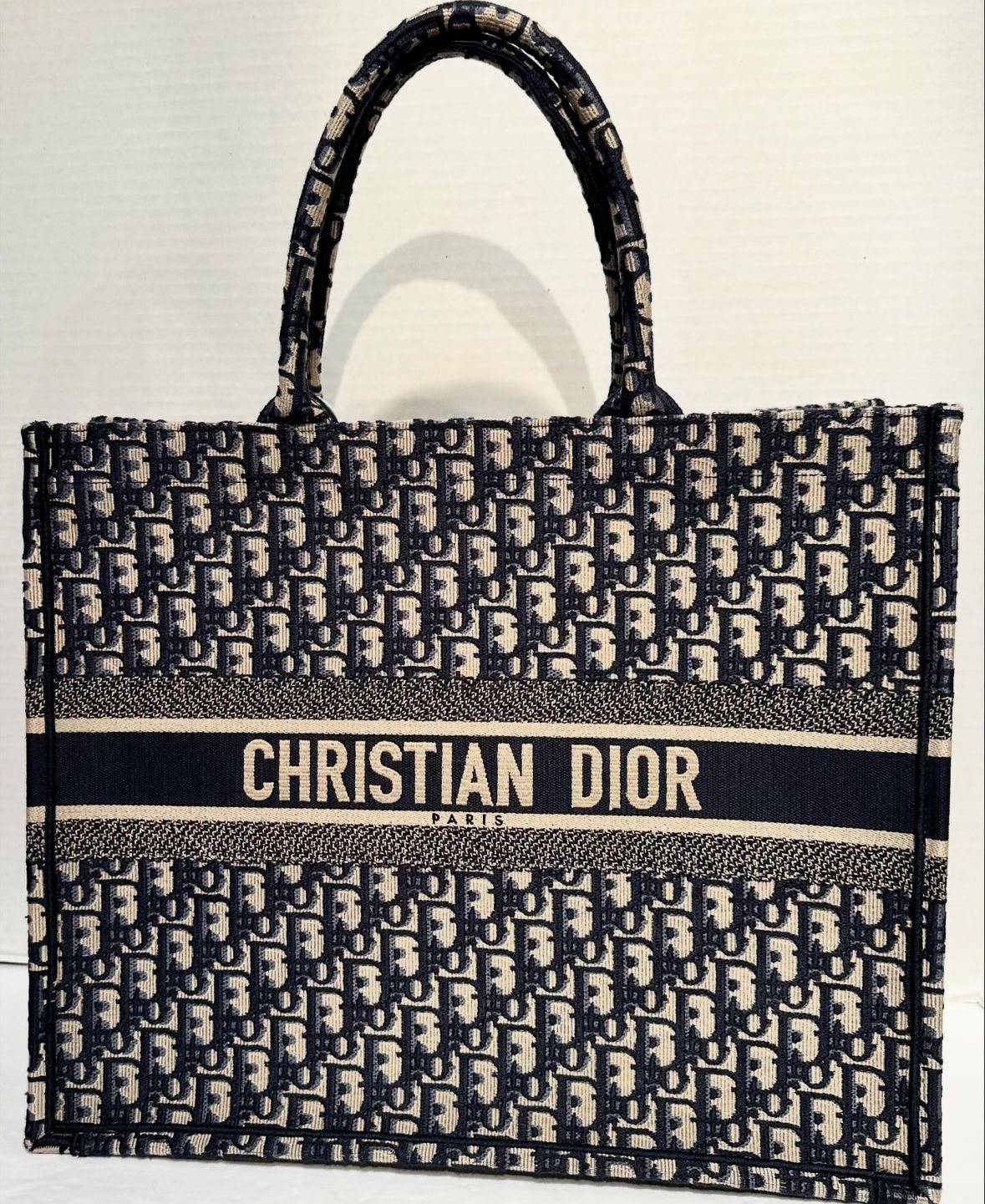 Chrisan Dir Book Tote Blue Embroidery Woman Hand Bag