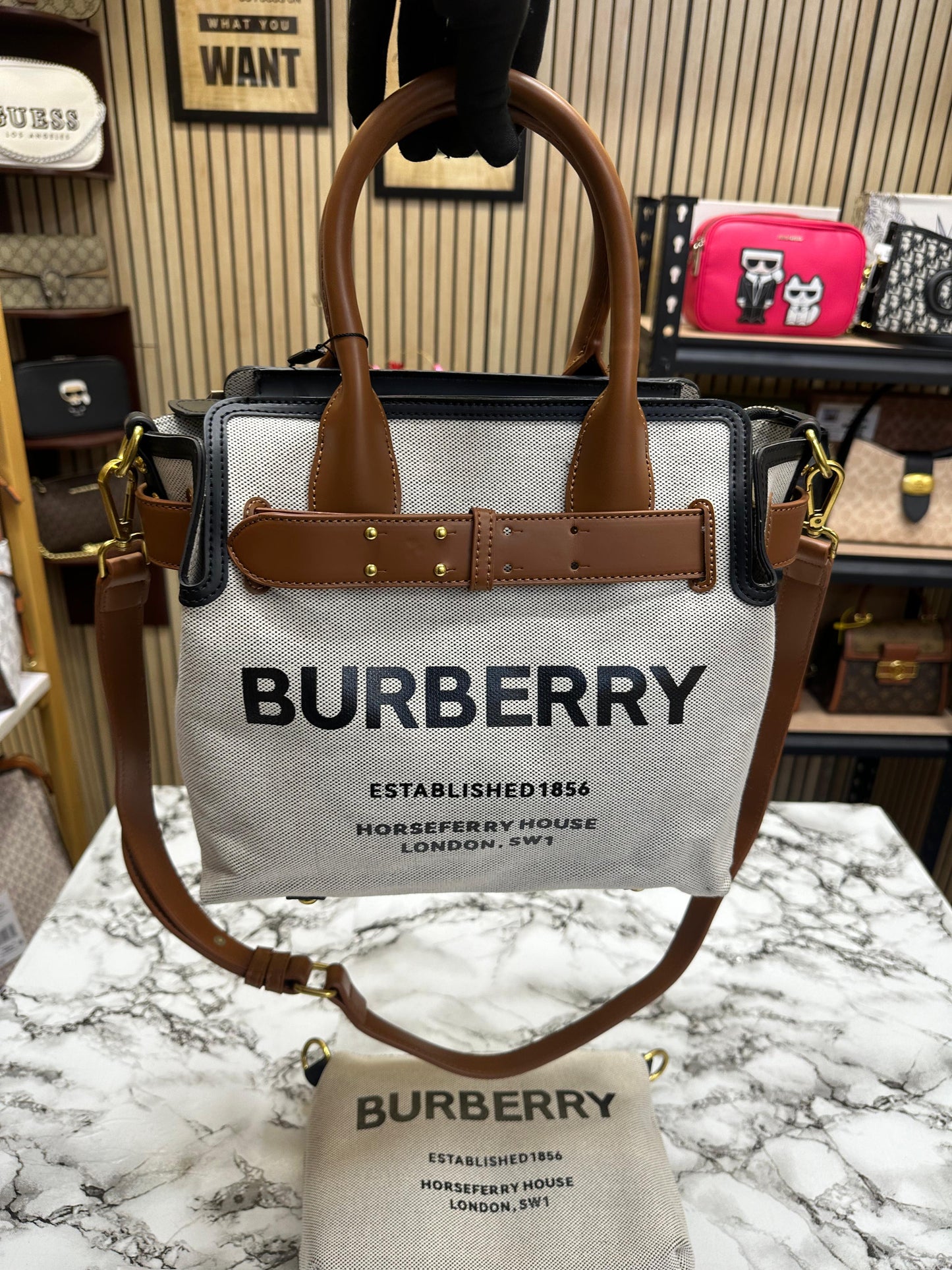 BURBRY PREMIM TOTE WOMEN HANDBAG