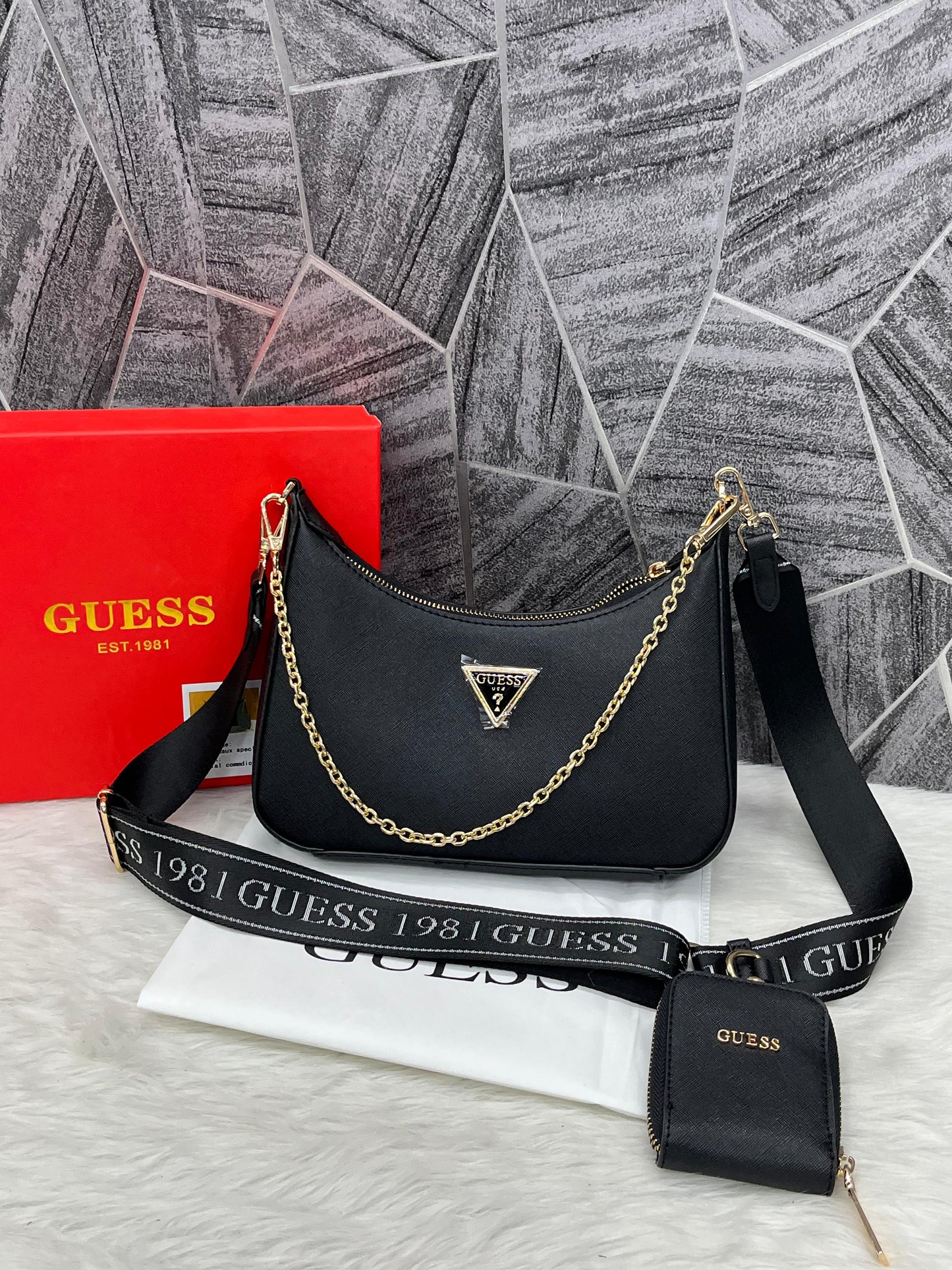 Gues Pochette Premium Women Bag