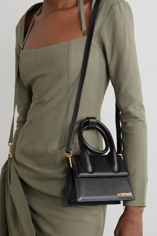 Jacqumus Le Chiquito Noeud Bag With OG Box Dust Bag & Extra Sling Belt (Black - 135)  Women BAG