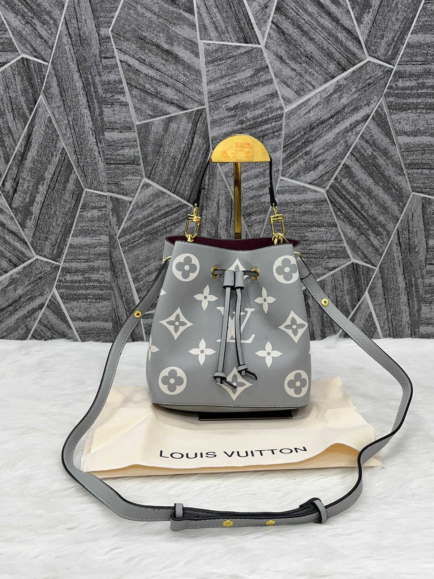 Lous Vuiton Neo Bucket Women Bag