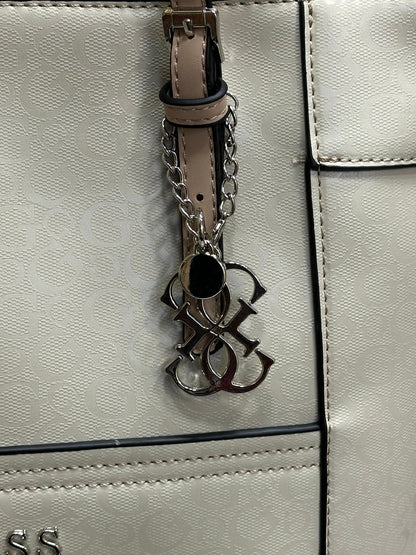 GUES VOYAGER PREMIUM SHOULDER Women Bag