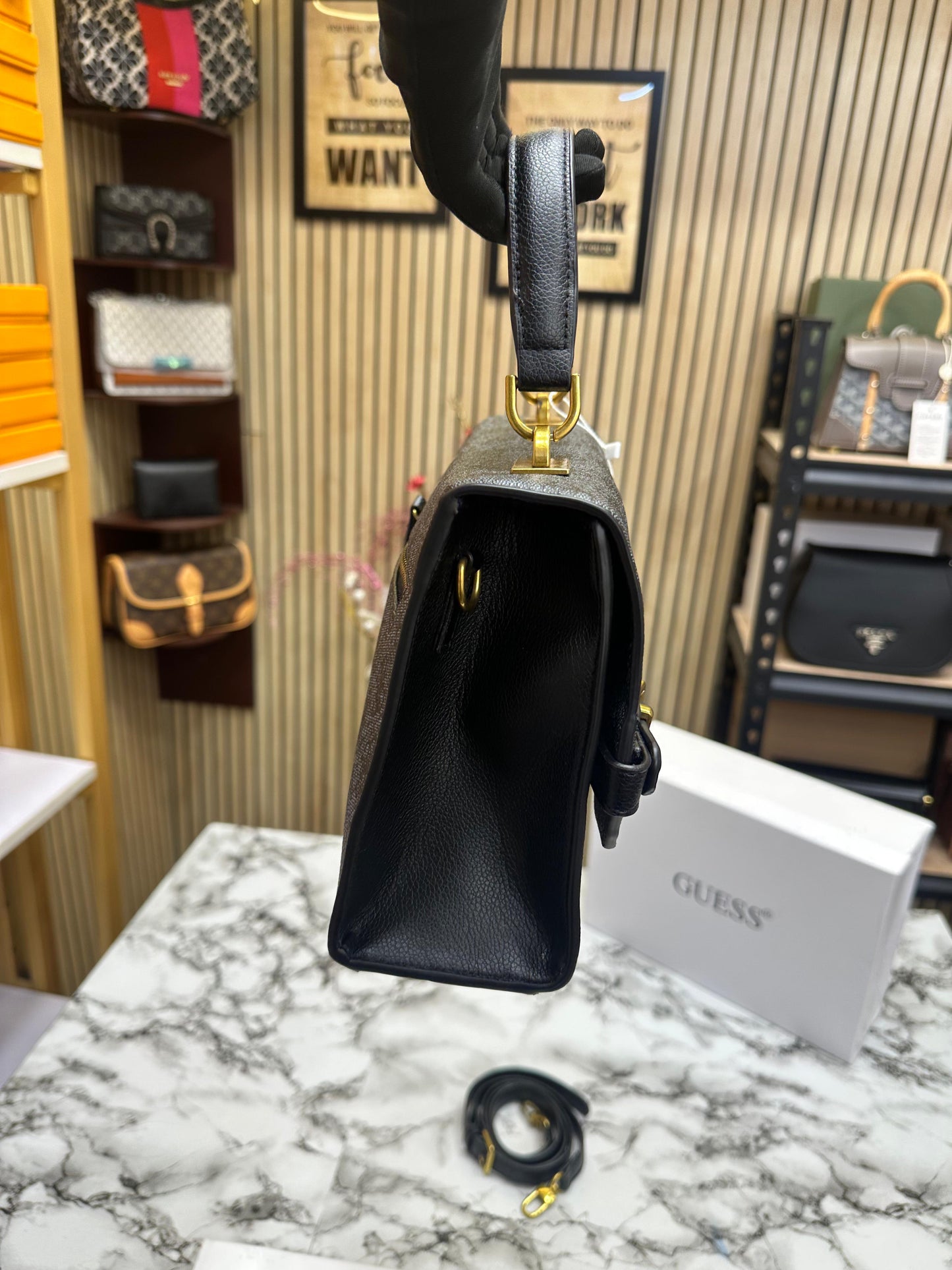 GUES SESTRI LOGO TOP HANDLE PU WITH OG BOX AND DUST BAG PREMIUM QUALITY Women BAG