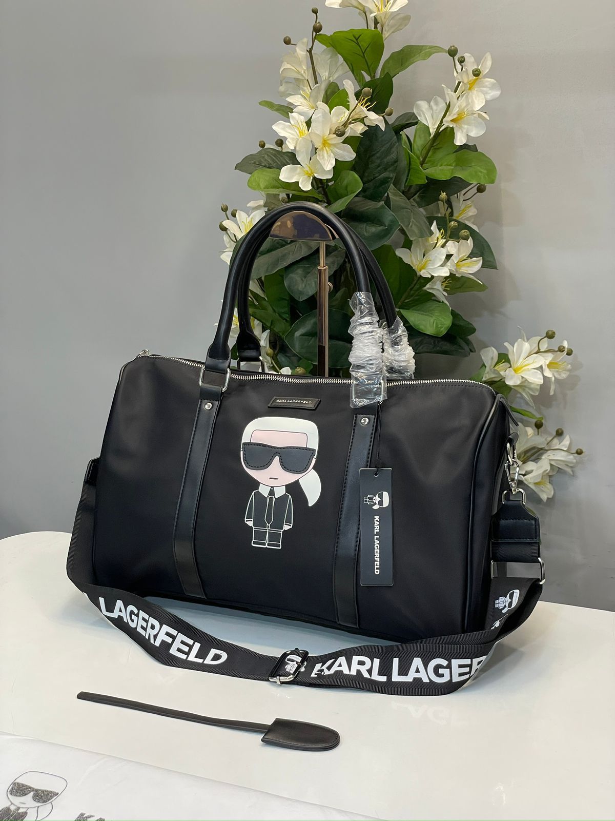 KAL DUFFLE CUM GYM BAG WITH DUST Bag