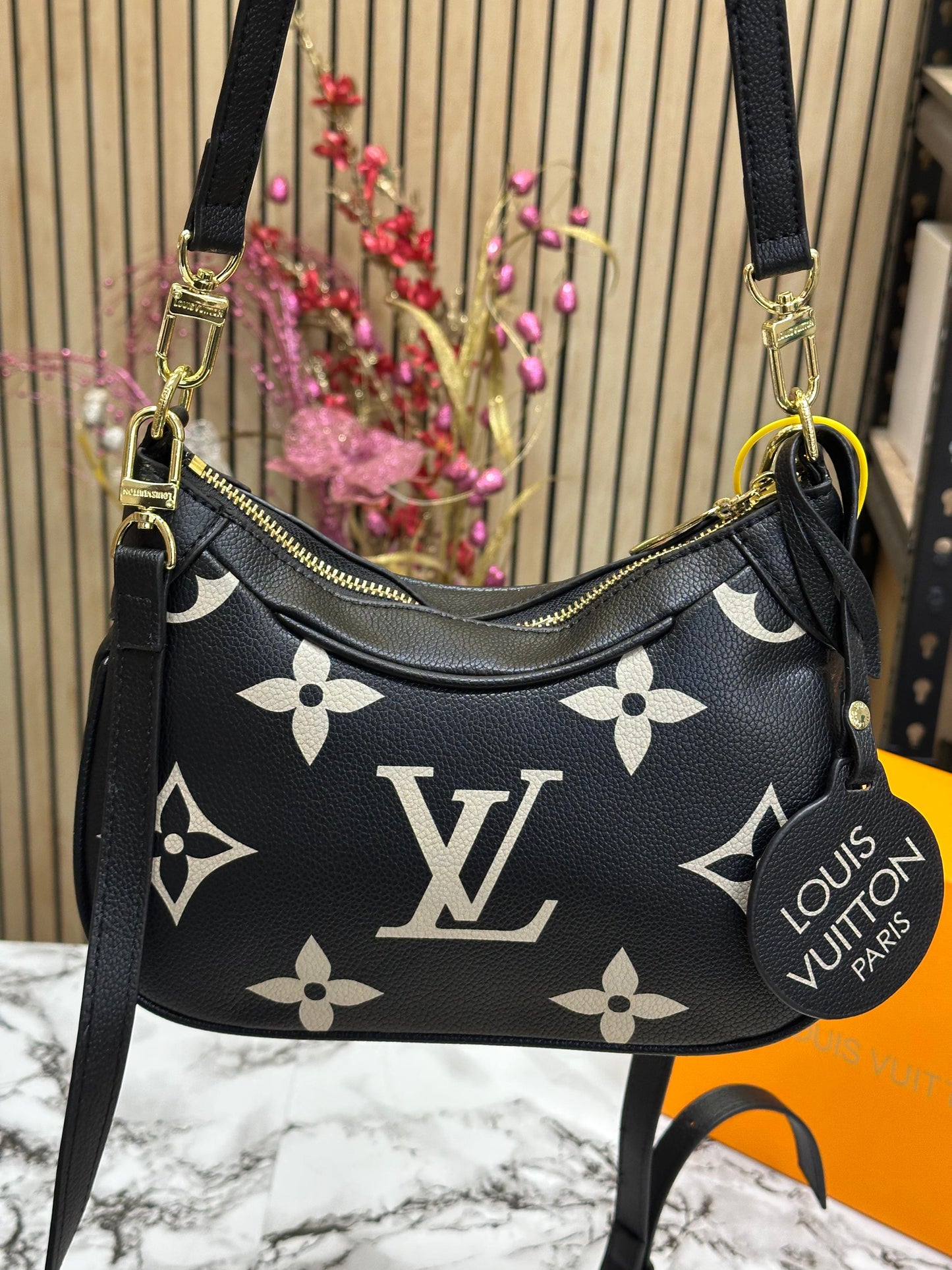 LOUS VUITTON BICOLOR MONOGRAM EMPREINTE WITH OG BOX Women Bag