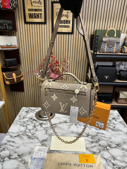 LOUS VUITTON MENTIS POCHETTE WITH OG BOX Women Bag