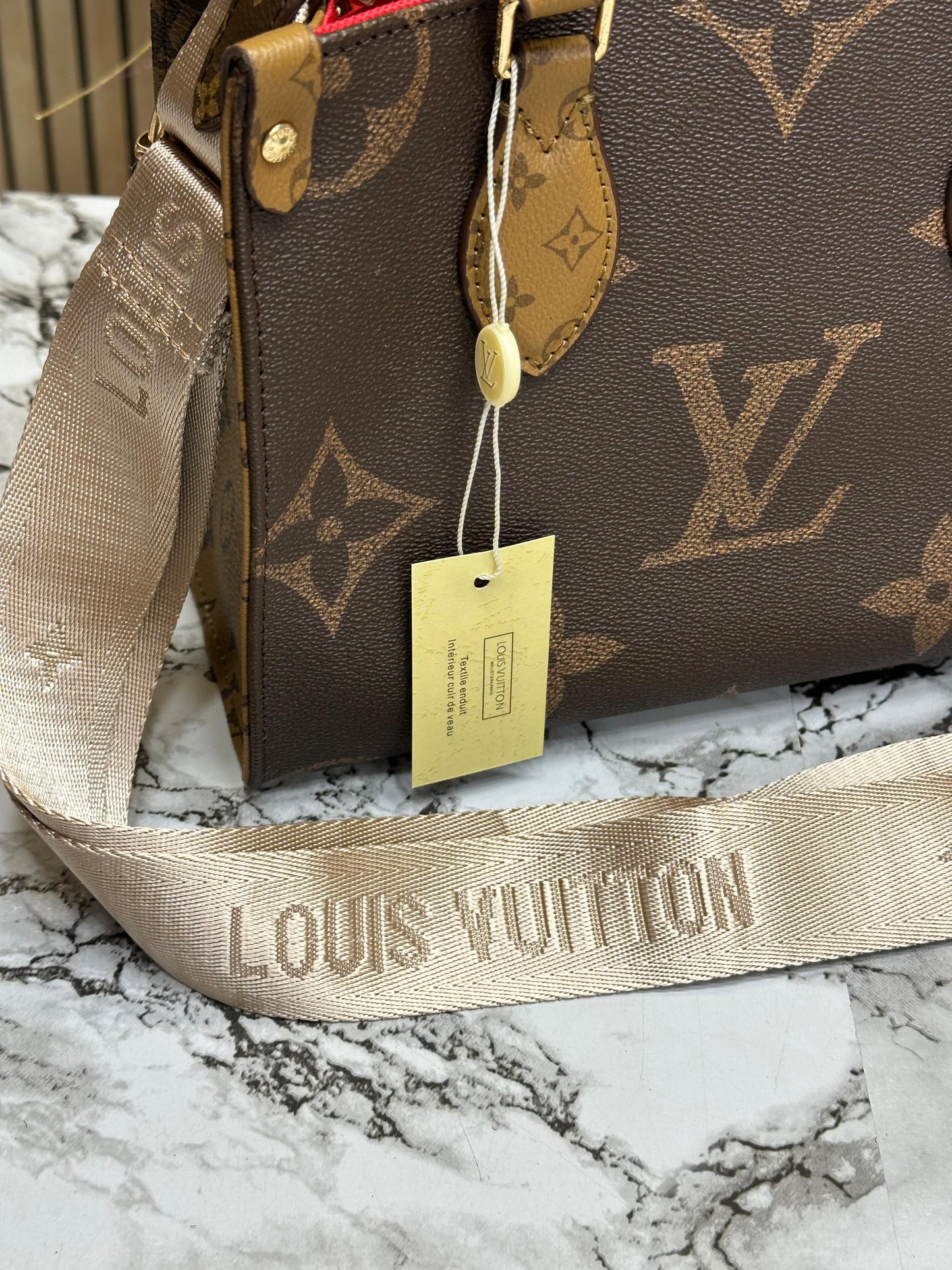 LOUS VUTON PREMIUM ONTHEGO Women Bag