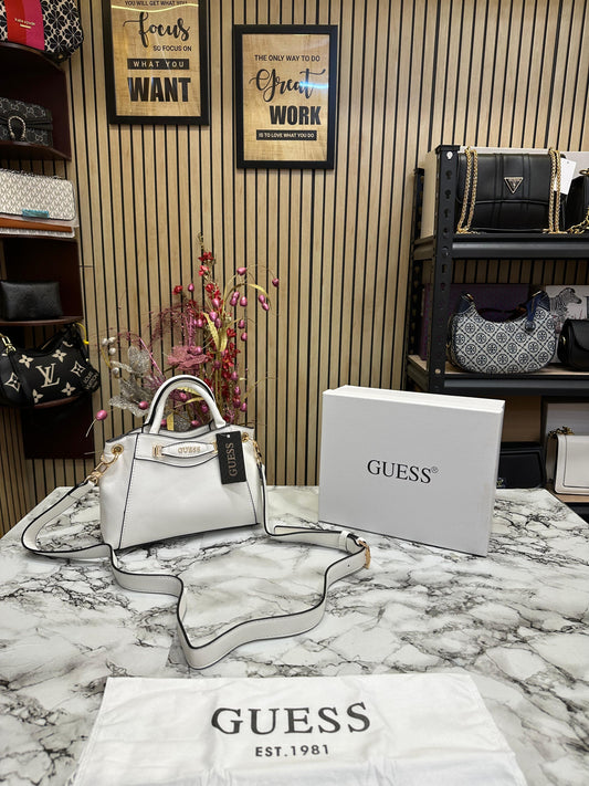 GUES QUATRO G LUXURY SATHCHEL HANDBAG WITH OG BOX AND DUST BAG Women Bag