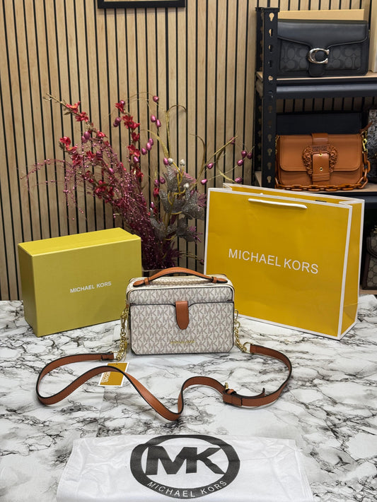 MICAEL KOS JET SET MED DOUBLE ZIP WITH OG BOX AND CARRY Women BAG