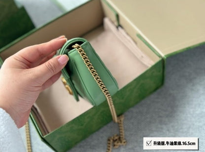 Guci GG Marmont Mini Matelasse Shoulder Bag With OG Box & Dust Bag (Green - 909) Women BAG