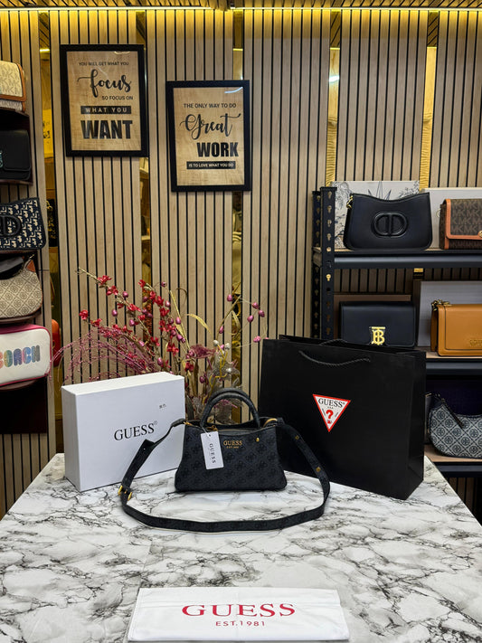 GUES MANHATAN SHOULDER BAG WITH BOX AND CARRY WOMEN BAG