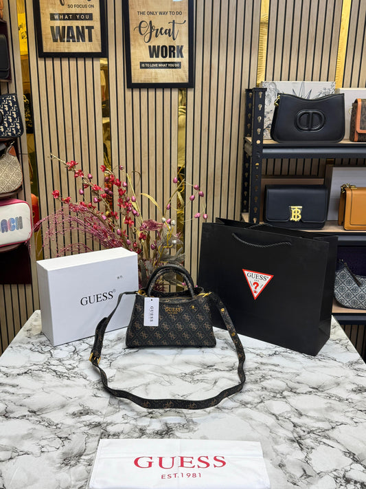 GUES MANHATAN SHOULDER BAG WITH BOX AND CARRY WOMEN BAG